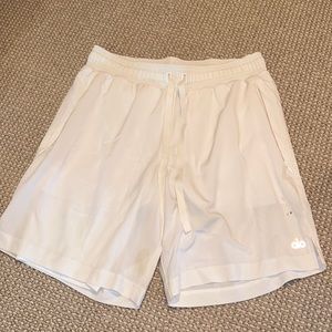 ALO shorts size small